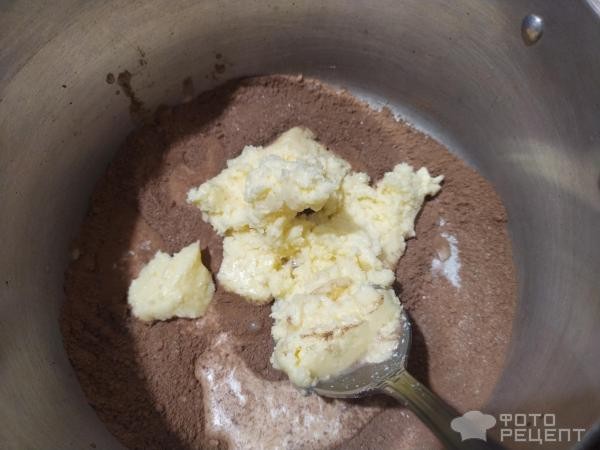 Рецепт: Сладкая колбаска - с орехами и изюмом