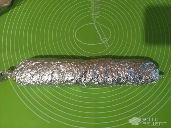 Рецепт: Сладкая колбаска - с орехами и изюмом