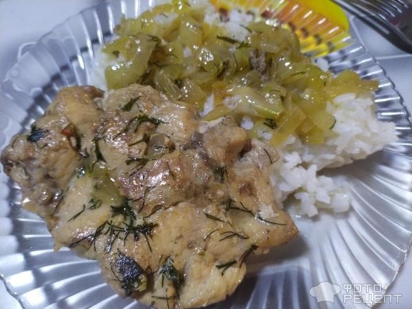Рецепт: Тушеное куриное филе - с луком Рецепт: Тушеное куриное филе - с луком