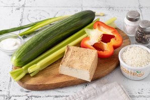 Салат с рисом и майонезом Салат с рисом и майонезом