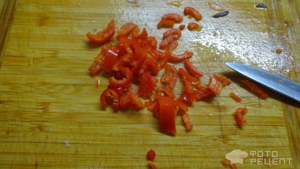 Рецепт: Салат из зеленых помидор и паприки в зиму - Быстро и очень вкусно.
