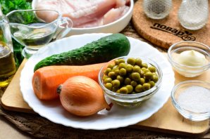 Салат "Обалденный" с куриным филе Салат "Обалденный" с куриным филе