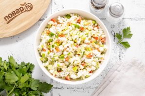 Салат с рисом и майонезом Салат с рисом и майонезом