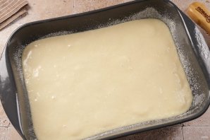 Заливной пирог с бананами