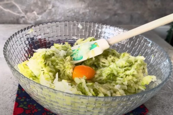 Почему нужно добавлять рис в кабачковые оладьи! Открываем кулинарный лайфхак для идеальной формы и хруста Почему нужно добавлять рис в кабачковые оладьи! Открываем кулинарный лайфхак для идеальной формы и хруста