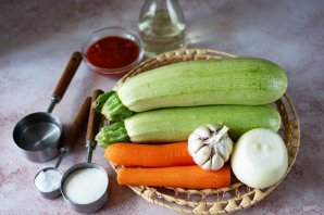 Икра кабачковая консервированная Икра кабачковая консервированная