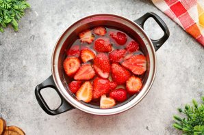 Желе из клубники Желе из клубники